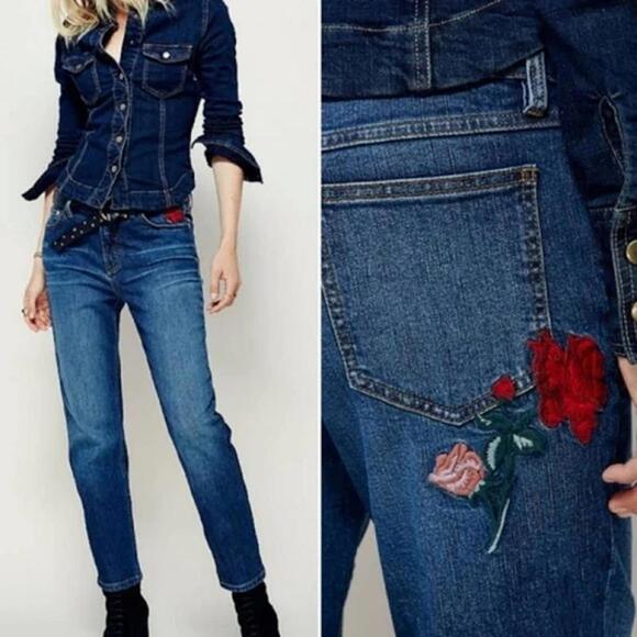 Free People Four Seasons Red Rose Embroidered Jeans size 25 NWOT - Picture 2 of 9